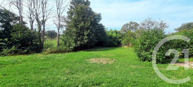 Afficher la photo en grand terrain à vendre - 914.0 m2 - JAYAT - 01 - RHONE-ALPES - Century 21 Camaz Immobilier