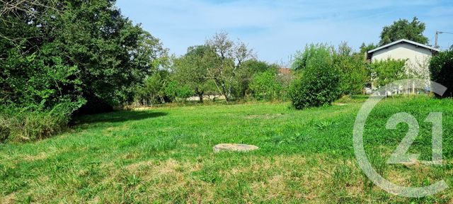 Afficher la photo en grand terrain à vendre - 914.0 m2 - JAYAT - 01 - RHONE-ALPES - Century 21 Camaz Immobilier