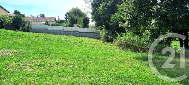 Afficher la photo en grand terrain à vendre - 914.0 m2 - JAYAT - 01 - RHONE-ALPES - Century 21 Camaz Immobilier