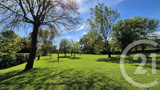 maison à vendre - 5 pièces - 155.0 m2 - ST MARTIN LE CHATEL - 01 - RHONE-ALPES - Century 21 Camaz Immobilier