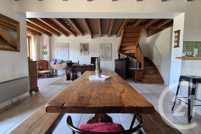 maison à vendre - 5 pièces - 155.0 m2 - ST MARTIN LE CHATEL - 01 - RHONE-ALPES - Century 21 Camaz Immobilier