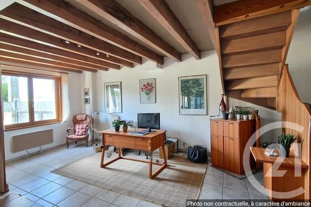 maison à vendre - 5 pièces - 155.0 m2 - ST MARTIN LE CHATEL - 01 - RHONE-ALPES - Century 21 Camaz Immobilier