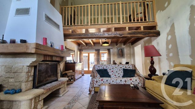 maison à vendre - 5 pièces - 155.0 m2 - ST MARTIN LE CHATEL - 01 - RHONE-ALPES - Century 21 Camaz Immobilier