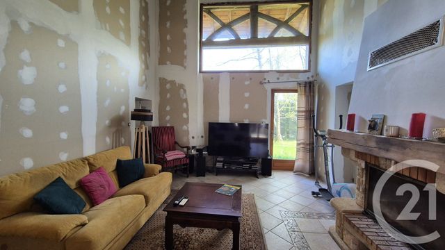 maison à vendre - 5 pièces - 155.0 m2 - ST MARTIN LE CHATEL - 01 - RHONE-ALPES - Century 21 Camaz Immobilier