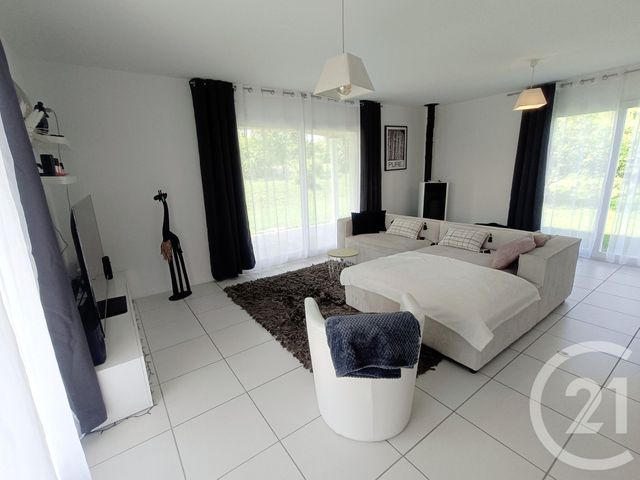 maison à vendre - 6 pièces - 139.68 m2 - ST JULIEN SUR REYSSOUZE - 01 - RHONE-ALPES - Century 21 Camaz Immobilier