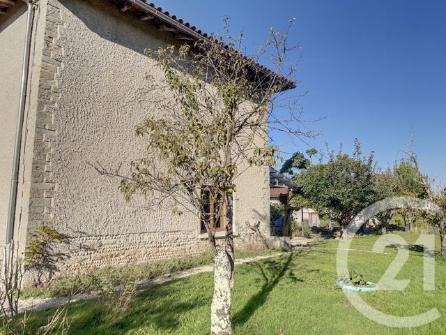 Afficher la photo en grand maison à vendre - 8 pièces - 242.0 m2 - CRAS SUR REYSSOUZE - 01 - RHONE-ALPES - Century 21 Camaz Immobilier