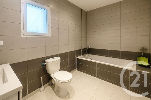 maison à vendre - 8 pièces - 179.41 m2 - MONTREVEL EN BRESSE - 01 - RHONE-ALPES - Century 21 Camaz Immobilier