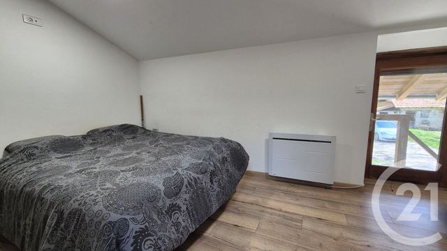 maison à vendre - 5 pièces - 217.0 m2 - ST JEAN SUR REYSSOUZE - 01 - RHONE-ALPES - Century 21 Camaz Immobilier