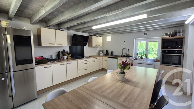 maison à vendre - 5 pièces - 217.0 m2 - ST JEAN SUR REYSSOUZE - 01 - RHONE-ALPES - Century 21 Camaz Immobilier