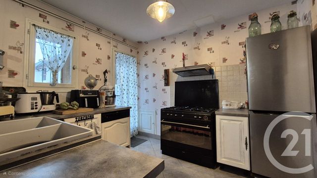 maison à vendre - 5 pièces - 168.0 m2 - CURCIAT DONGALON - 01 - RHONE-ALPES - Century 21 Camaz Immobilier