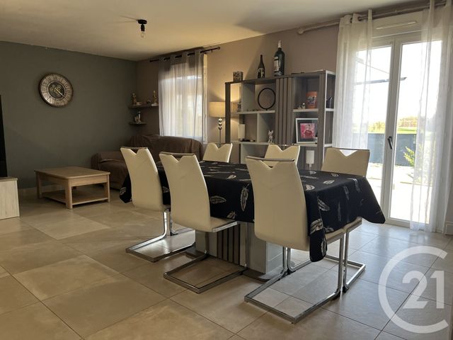 maison à vendre - 5 pièces - 109.0 m2 - ST MARTIN LE CHATEL - 01 - RHONE-ALPES - Century 21 Camaz Immobilier