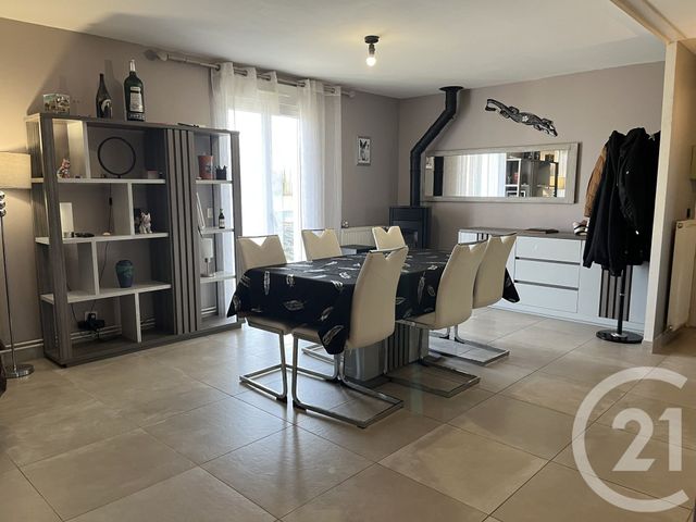 maison à vendre - 5 pièces - 109.0 m2 - ST MARTIN LE CHATEL - 01 - RHONE-ALPES - Century 21 Camaz Immobilier