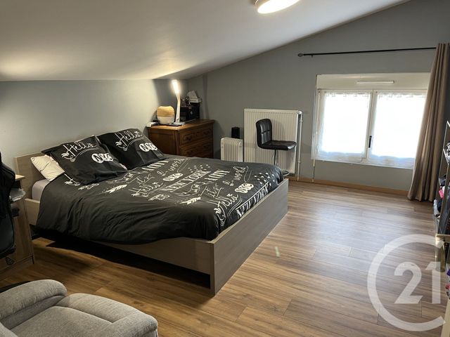 maison à vendre - 5 pièces - 109.0 m2 - ST MARTIN LE CHATEL - 01 - RHONE-ALPES - Century 21 Camaz Immobilier