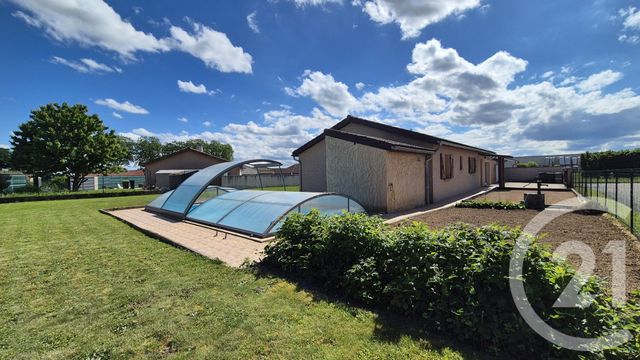maison à vendre - 6 pièces - 137.0 m2 - ST TRIVIER DE COURTES - 01 - RHONE-ALPES - Century 21 Camaz Immobilier