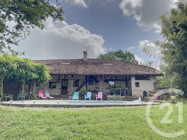 maison à vendre - 9 pièces - 218.72 m2 - ST JEAN SUR REYSSOUZE - 01 - RHONE-ALPES - Century 21 Camaz Immobilier
