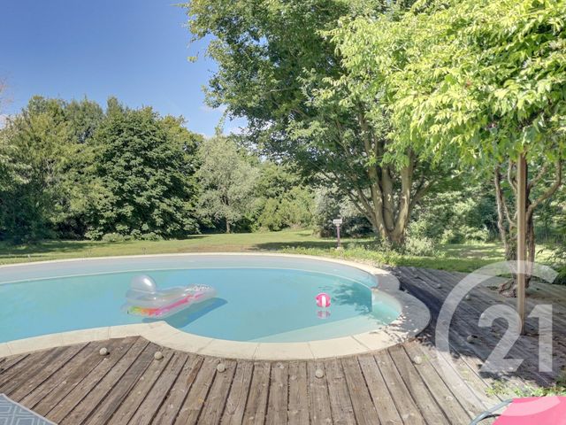 maison à vendre - 9 pièces - 218.72 m2 - ST JEAN SUR REYSSOUZE - 01 - RHONE-ALPES - Century 21 Camaz Immobilier