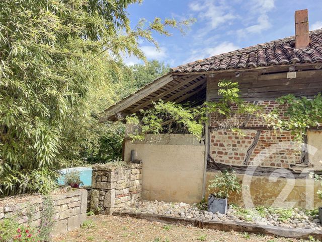 maison à vendre - 9 pièces - 218.72 m2 - ST JEAN SUR REYSSOUZE - 01 - RHONE-ALPES - Century 21 Camaz Immobilier