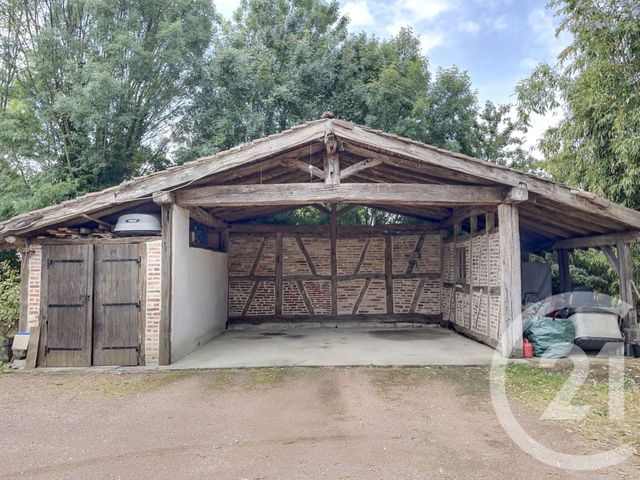 maison à vendre - 9 pièces - 218.72 m2 - ST JEAN SUR REYSSOUZE - 01 - RHONE-ALPES - Century 21 Camaz Immobilier