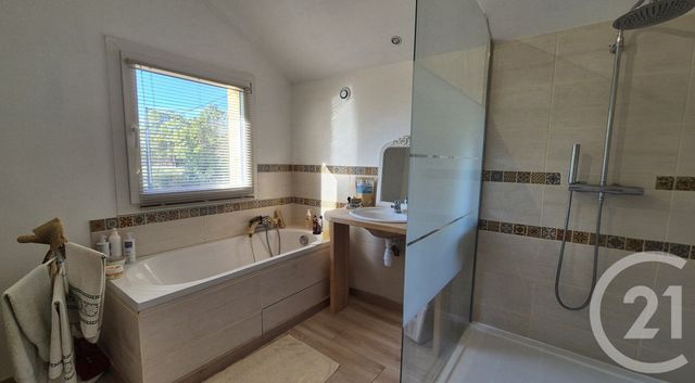 maison à vendre - 5 pièces - 191.5 m2 - CURCIAT DONGALON - 01 - RHONE-ALPES - Century 21 Camaz Immobilier
