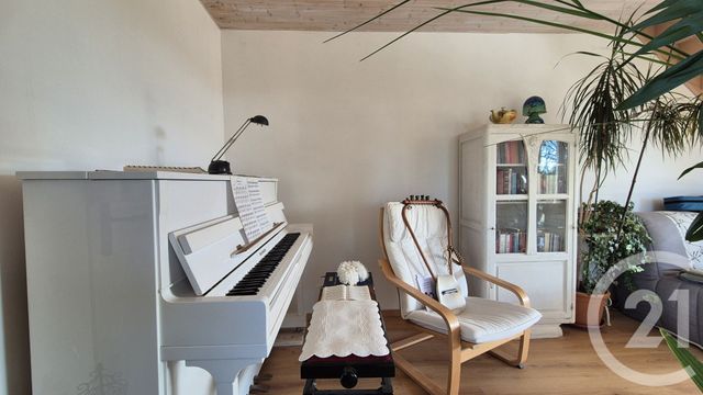 maison à vendre - 5 pièces - 191.5 m2 - CURCIAT DONGALON - 01 - RHONE-ALPES - Century 21 Camaz Immobilier